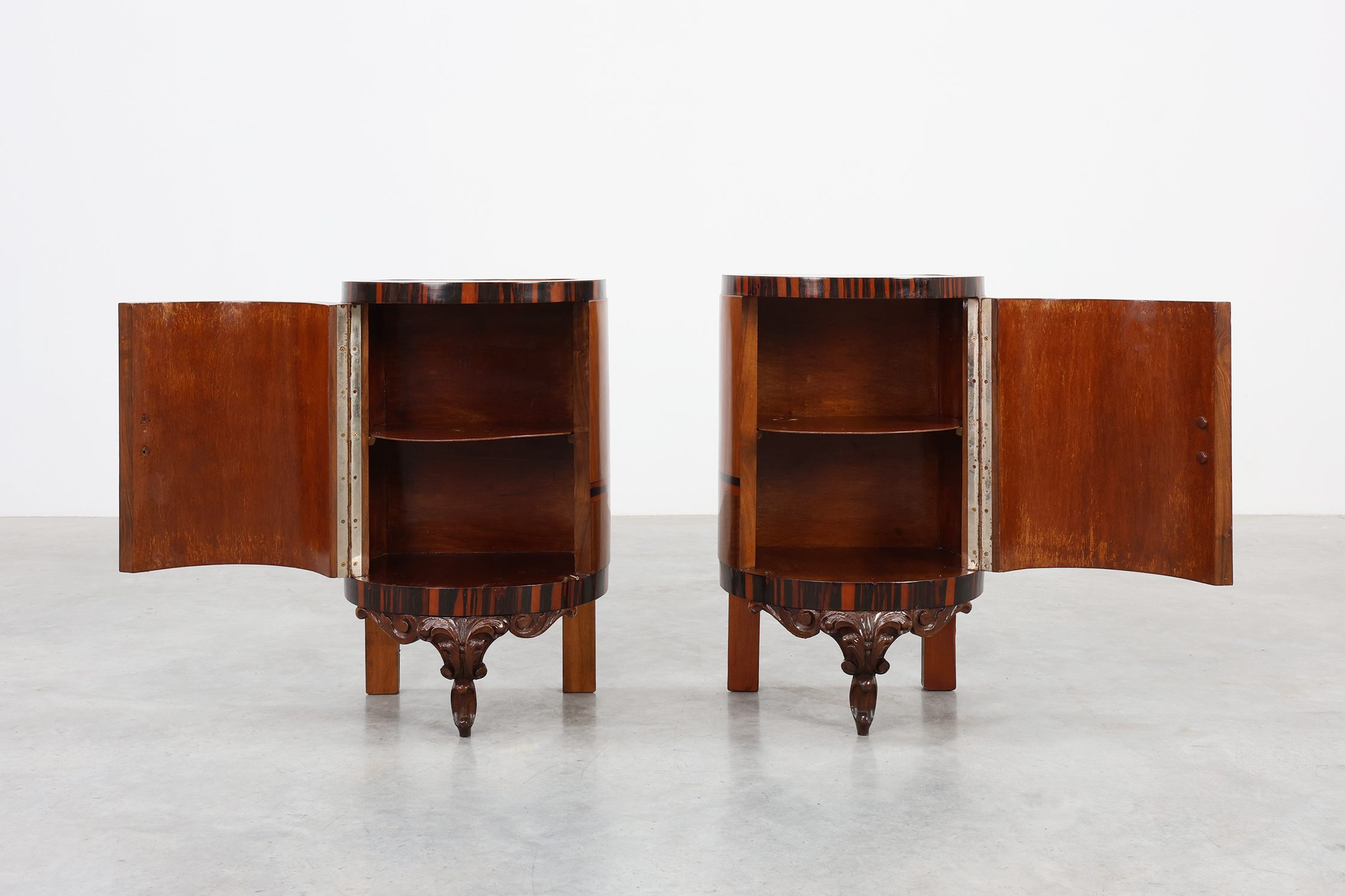 Pair walnut and marble Art Deco Nightstands, Italy 1920sthumbnail